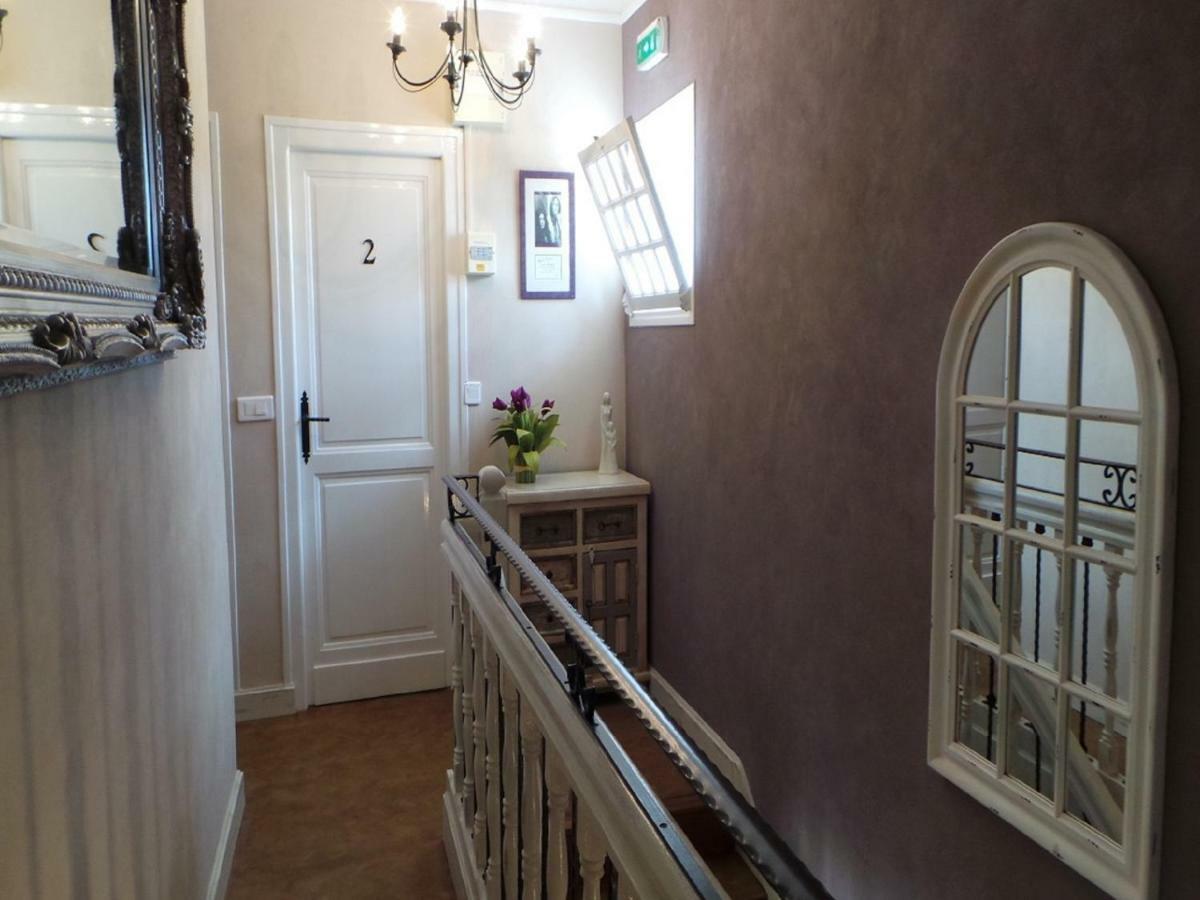 Le Montaigne Bed and Breakfast Saint-Alvère Buitenkant foto
